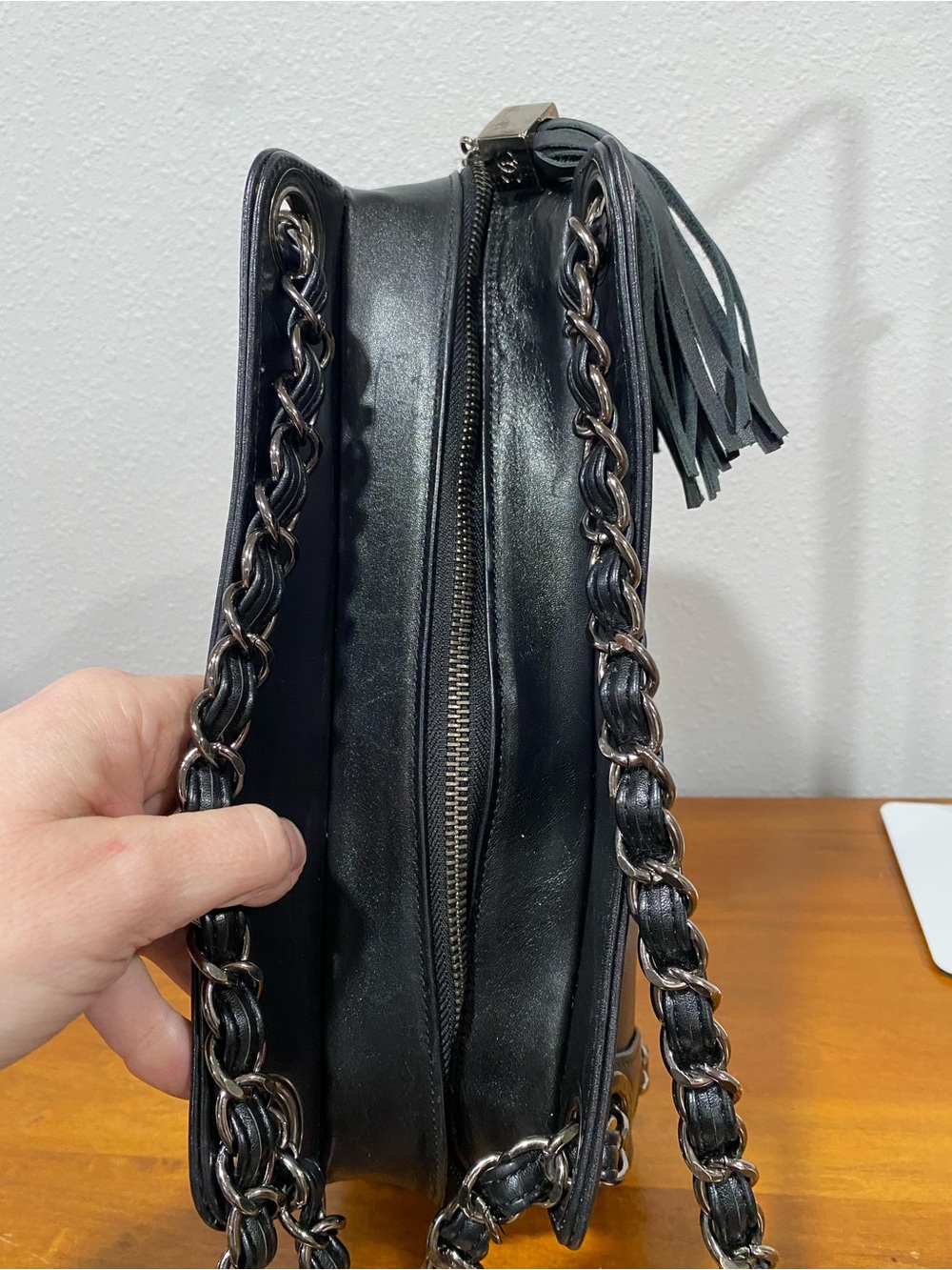 Black Leather Chain-Handle Shoulder Bag with Tassel - Picture 7 of 9